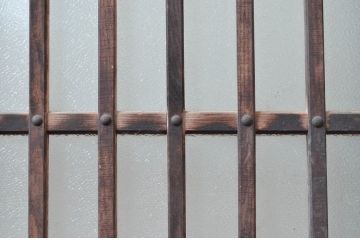 アンティーク建具　懐かしさ漂うガラス入り玄関戸2枚セット(ガラス戸、引き戸、格子戸)(R-080475)
