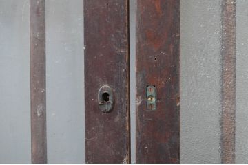 アンティーク建具　懐かしさ漂うガラス入り玄関戸2枚セット(ガラス戸、引き戸、格子戸)(R-080475)