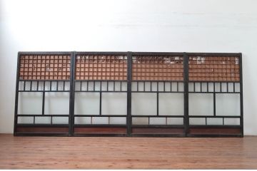 アンティーク建具　凛とした和空間を演出する引き戸4枚セット(窓、格子戸、障子戸、ガラス戸)(R-080480)