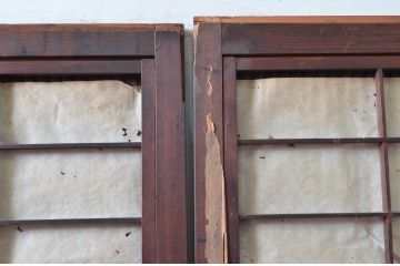アンティーク建具　風情のある佇まいが魅力的な裏障子付き格子戸4枚セット(引き戸、障子戸、ガラス帯戸)(R-080483)