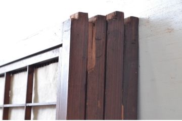 アンティーク建具　風情のある佇まいが魅力的な裏障子付き格子戸4枚セット(引き戸、障子戸、ガラス帯戸)(R-080483)