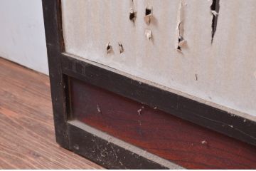 アンティーク建具　上手物!!　欅(ケヤキ)材と檜(ヒノキ)材　上品な和の雰囲気漂う格子戸2枚セット(引き戸、窓)(R-080488)