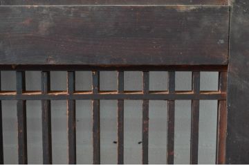 アンティーク建具　歴史を刻んだ風合いが趣溢れる格子帯戸1枚(ドア、格子戸、木製扉)(R-080489)
