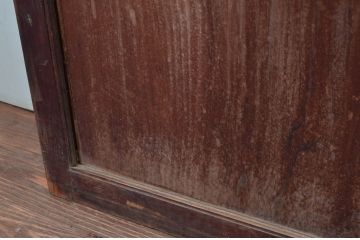 アンティーク建具　杉材一枚板　個性が光る凝ったデザインの板戸2枚セット(窓、引き戸)(R-080490)