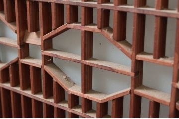 アンティーク建具　特注品!!　片面ガラス　枠欅(ケヤキ)材・腰板黒柿材　上質な和空間を演出してくれる書院戸4枚セット(ガラス戸、引き戸、窓、組子)(R-080494)