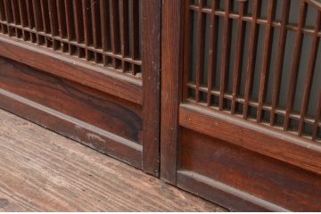 アンティーク建具　特注品!!　片面ガラス　枠欅(ケヤキ)材・腰板黒柿材　上質な和空間を演出してくれる書院戸4枚セット(ガラス戸、引き戸、窓、組子)(R-080494)