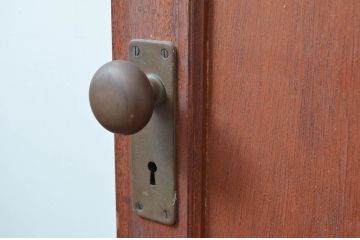 アンティーク建具　木のぬくもり溢れるレトロなドア1枚(木製ドア、扉)(R-080499)