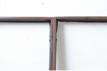 中古　建具　特注品　フルール・ド・リスモチーフが上品なアイアン(鉄製)フェンス4枚セット(面格子、鉄扉、フェンス)(R-080504)