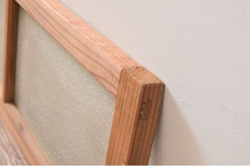 アンティーク建具　経年を感じさせる古い木味が魅力の明かり取り1枚(明り取り、ガラス戸)(R-080508)