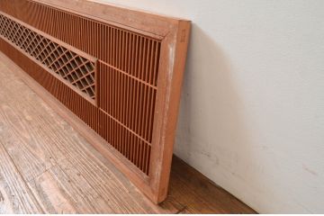 アンティーク建具　片面ガラス　繊細な格子が目を惹く組子入りの筬欄間1枚(明かり取り、明り取り、オサランマ、おさらんま、格子欄間)(R-080511)