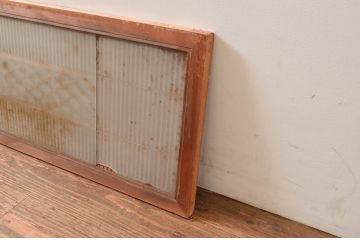 アンティーク建具　片面ガラス　繊細な格子が目を惹く組子入りの筬欄間1枚(明かり取り、明り取り、オサランマ、おさらんま、格子欄間)(R-080511)