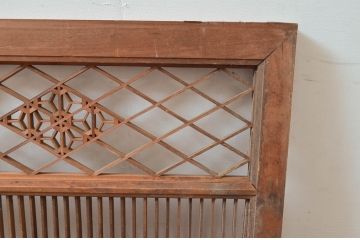 アンティーク建具　細かなデザインが魅力的な組子入り格子欄間1枚(明り取り、明かり取り、格子欄間、ランマ)(R-080512)