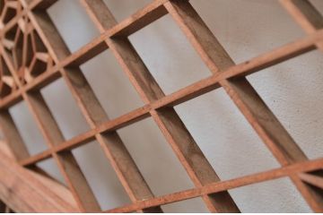 アンティーク建具　細かなデザインが魅力的な組子入り格子欄間1枚(明り取り、明かり取り、格子欄間、ランマ)(R-080512)