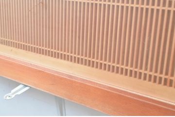 ビンテージ建具　両面ガラス　繊細な格子が目を惹く筬欄間2枚セット(格子欄間、間明かり取り、明り取り、オサランマ、おさらんま、ヴィンテージ)(R-080515)
