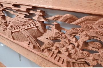 ビンテージ建具　杉材　職人技が光る!細部まで施された彫刻が目を惹く欄間2枚セット(明り取り、明かり取り、ランマ、ヴィンテージ)(R-080518)