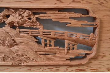 ビンテージ建具　杉材　職人技が光る!細部まで施された彫刻が目を惹く欄間2枚セット(明り取り、明かり取り、ランマ、ヴィンテージ)(R-080518)