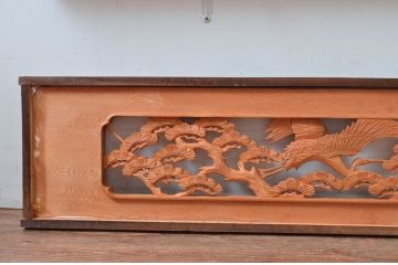 ビンテージ建具　杉材　松　鶴　職人技が光る!細部まで施された彫刻が目を惹く欄間2枚セット(明り取り、明かり取り、ランマ、ヴィンテージ)(R-080519)