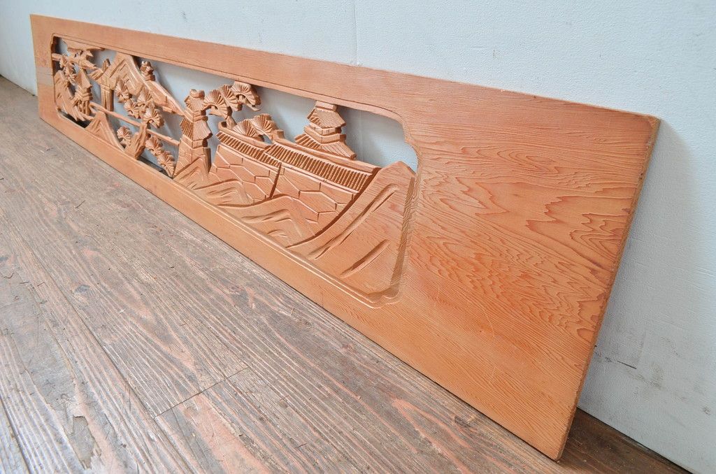 ヴィンテージ建具　昭和後期　杉材　松と山並み風景の彫刻欄間2枚セット　(R-080521)