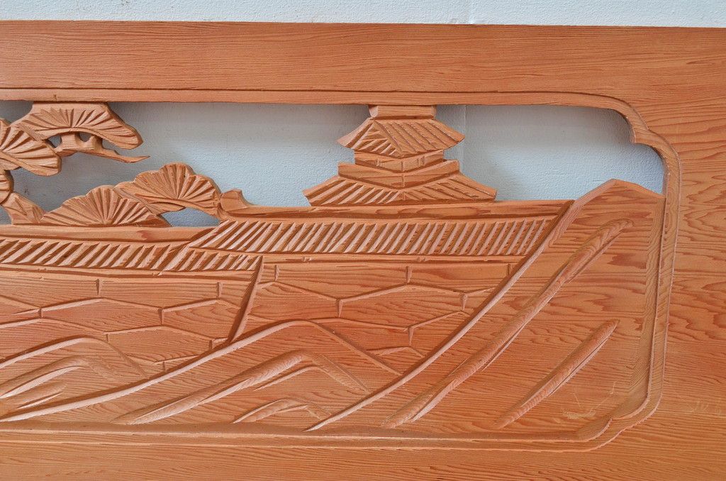 ヴィンテージ建具　昭和後期　杉材　松と山並み風景の彫刻欄間2枚セット　(R-080521)