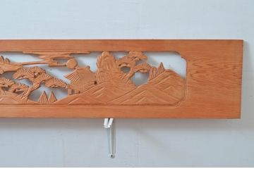 ヴィンテージ建具　昭和後期　杉材　松と山並み風景の彫刻欄間2枚セット　(R-080521)