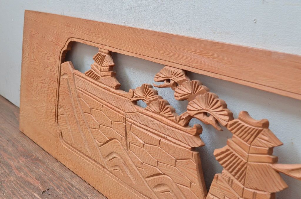 ヴィンテージ建具　昭和後期　杉材　松と山並み風景の彫刻欄間2枚セット　(R-080521)