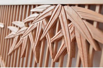 ビンテージ建具　松竹梅の彫刻が入った縁起の良い筬欄間2枚セット(格子欄間、明かり取り、明り取り、オサランマ、おさらんま、ヴィンテージ)(R-080522)