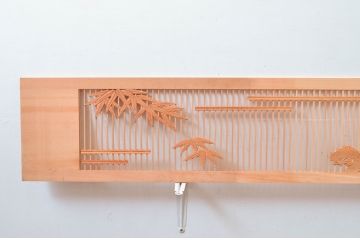 ビンテージ建具　松竹梅の彫刻が入った縁起の良い筬欄間2枚セット(格子欄間、明かり取り、明り取り、オサランマ、おさらんま、ヴィンテージ)(R-080522)