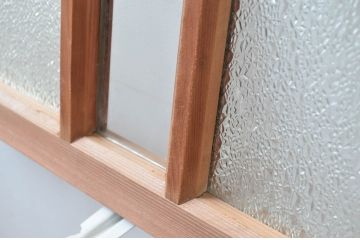 アンティーク建具　経年を感じさせる木味が魅力の明かり取り2枚セット(明り取り、ガラス欄間)(R-080524)