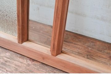 アンティーク建具　経年を感じさせる木味が魅力の明かり取り2枚セット(明り取り、ガラス欄間)(R-080524)