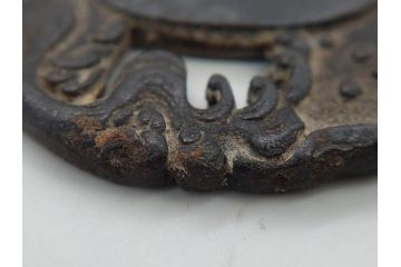 時代武具　鉄地　瓜形　透かし　龍の図　波に千鳥図　匠の美技が光る鍔2点セット(彫刻、刀装具)(R-080544)