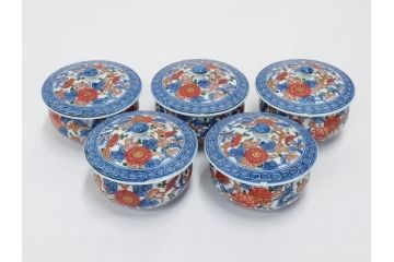 源右衛門　有田焼　古伊万里風　牡丹絵　緻密で華麗な色彩が見事な茶器セット(草花紋、金彩、土瓶、急須、湯呑み、湯飲み5客、湯のみ茶碗、蓋付、茶道具、煎茶、和食器、共箱付き、裏印)(R-080548)