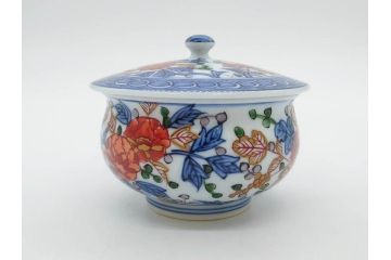 源右衛門　有田焼　古伊万里風　牡丹絵　緻密で華麗な色彩が見事な茶器セット(草花紋、金彩、土瓶、急須、湯呑み、湯飲み5客、湯のみ茶碗、蓋付、茶道具、煎茶、和食器、共箱付き、裏印)(R-080548)