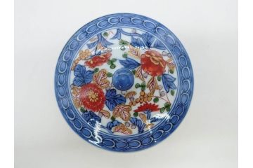 源右衛門　有田焼　古伊万里風　牡丹絵　緻密で華麗な色彩が見事な茶器セット(草花紋、金彩、土瓶、急須、湯呑み、湯飲み5客、湯のみ茶碗、蓋付、茶道具、煎茶、和食器、共箱付き、裏印)(R-080548)