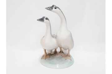 デンマーク　ROYAL COPENHAGEN(ロイヤルコペンハーゲン)　「ペアのガチョウ」　2068　仲睦まじい姿に心がほっこりするフィギュリン(鳥、置物、ディスプレイ、陶器、オブジェ、北欧)(R-080550)