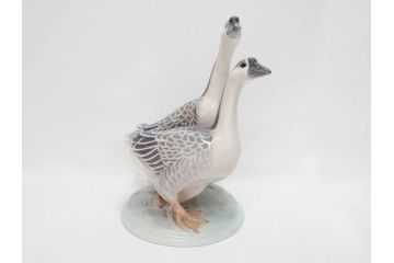 デンマーク　ROYAL COPENHAGEN(ロイヤルコペンハーゲン)　「ペアのガチョウ」　2068　仲睦まじい姿に心がほっこりするフィギュリン(鳥、置物、ディスプレイ、陶器、オブジェ、北欧)(R-080550)