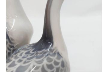 デンマーク　ROYAL COPENHAGEN(ロイヤルコペンハーゲン)　「ペアのガチョウ」　2068　仲睦まじい姿に心がほっこりするフィギュリン(鳥、置物、ディスプレイ、陶器、オブジェ、北欧)(R-080550)
