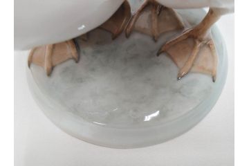 デンマーク　ROYAL COPENHAGEN(ロイヤルコペンハーゲン)　「ペアのガチョウ」　2068　仲睦まじい姿に心がほっこりするフィギュリン(鳥、置物、ディスプレイ、陶器、オブジェ、北欧)(R-080550)