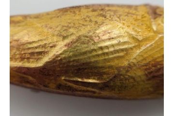 彫金家　信田洋　「竹の子」　Silver(シルバー)　春の息吹を感じさせる帯留(タケノコ、銀、台座、帯留め、着物道具、和装小物、アクセサリー共箱付き)(R-080551)