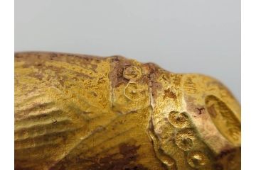 彫金家　信田洋　「竹の子」　Silver(シルバー)　春の息吹を感じさせる帯留(タケノコ、銀、台座、帯留め、着物道具、和装小物、アクセサリー共箱付き)(R-080551)