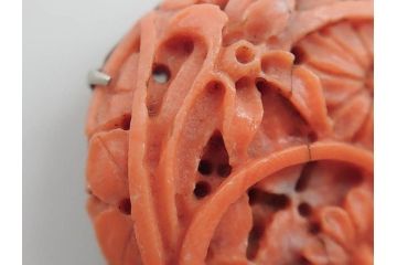 時代物　ピンク珊瑚　SPM刻印　彫刻　上品な雰囲気の帯留(花、サンゴ、帯留め、着物道具、和装小物、アクセサリー)(R-080553)