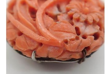 時代物　ピンク珊瑚　SPM刻印　彫刻　上品な雰囲気の帯留(花、サンゴ、帯留め、着物道具、和装小物、アクセサリー)(R-080553)