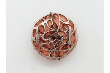 時代物　ピンク珊瑚　SPM刻印　彫刻　上品な雰囲気の帯留(花、サンゴ、帯留め、着物道具、和装小物、アクセサリー)(R-080553)