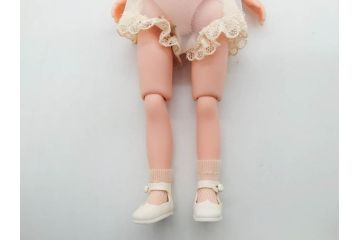 Tiny Betsy McCall(タイニー・ベッツィー・マッコール)　パッチリとした瞳が愛らしい人形と服や小物セット(ファッションドール、着せ替え人形、女の子、目つむり人形、アメリカ、ブリンキング・アイ、外箱付き)(R-080556)