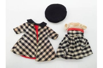 Tiny Betsy McCall(タイニー・ベッツィー・マッコール)　パッチリとした瞳が愛らしい人形と服や小物セット(ファッションドール、着せ替え人形、女の子、目つむり人形、アメリカ、ブリンキング・アイ、外箱付き)(R-080556)