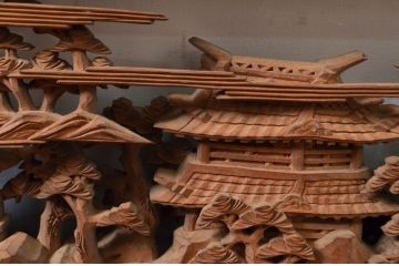 ビンテージ建具　井波彫刻　中山慶寿刀　風情ある松と城の図柄が美しい欄間2枚セット(明かり取り、明り取り、ヴィンテージ)(R-080561)