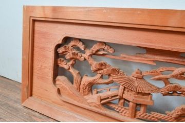 ビンテージ建具　松の木と風情ある風景の彫刻が美しい彫刻欄間2枚セット(明り取り、明かり取り、ヴィンテージ)(R-080563)