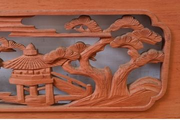 ビンテージ建具　松の木と風情ある風景の彫刻が美しい彫刻欄間2枚セット(明り取り、明かり取り、ヴィンテージ)(R-080563)