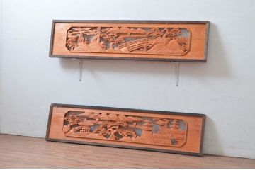 ビンテージ建具　屋久杉　松の木と風景の彫刻が風情を感じる彫刻欄間2枚セット(明かり取り、明り取り、ヴィンテージ)(R-080567)