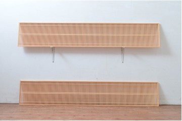 新古　未使用建具　枠(框)なし　細かな縦格子が美しい筬欄間2枚セット　(R-080570)