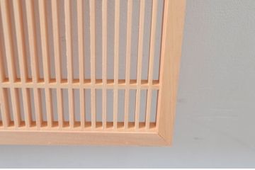 新古　未使用建具　枠(框)なし　細かな縦格子が美しい筬欄間2枚セット　(R-080573)